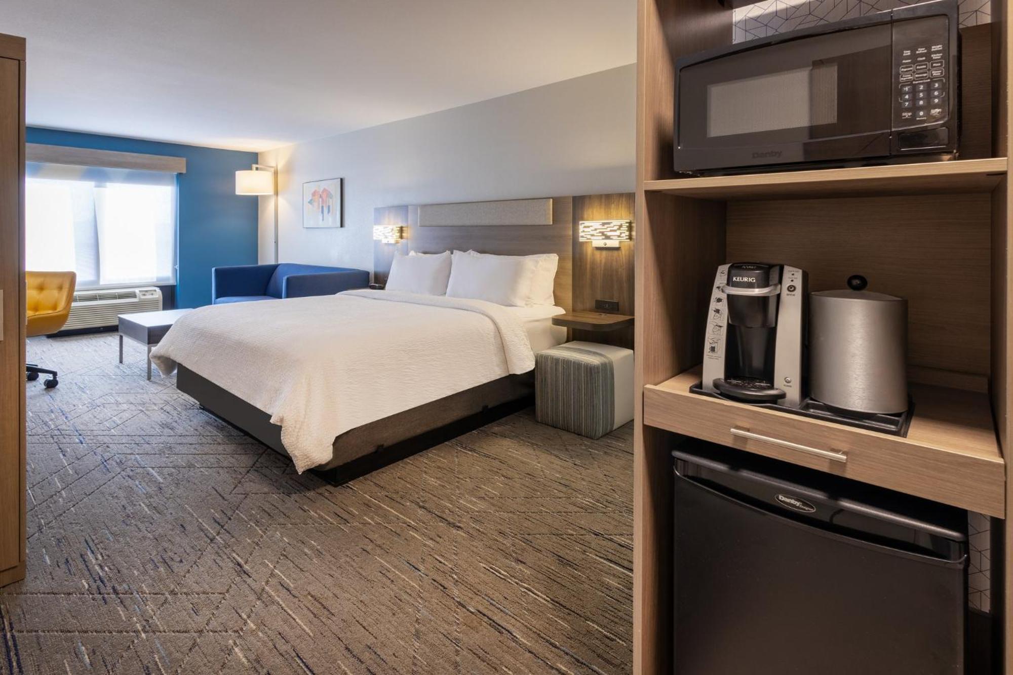 Holiday Inn Express Hotel & Suites Jackson - Flowood By Ihg Exterior foto
